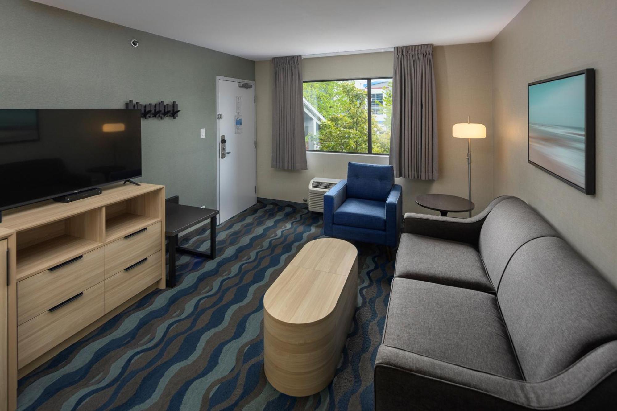 Accent Inns Kelowna Extérieur photo