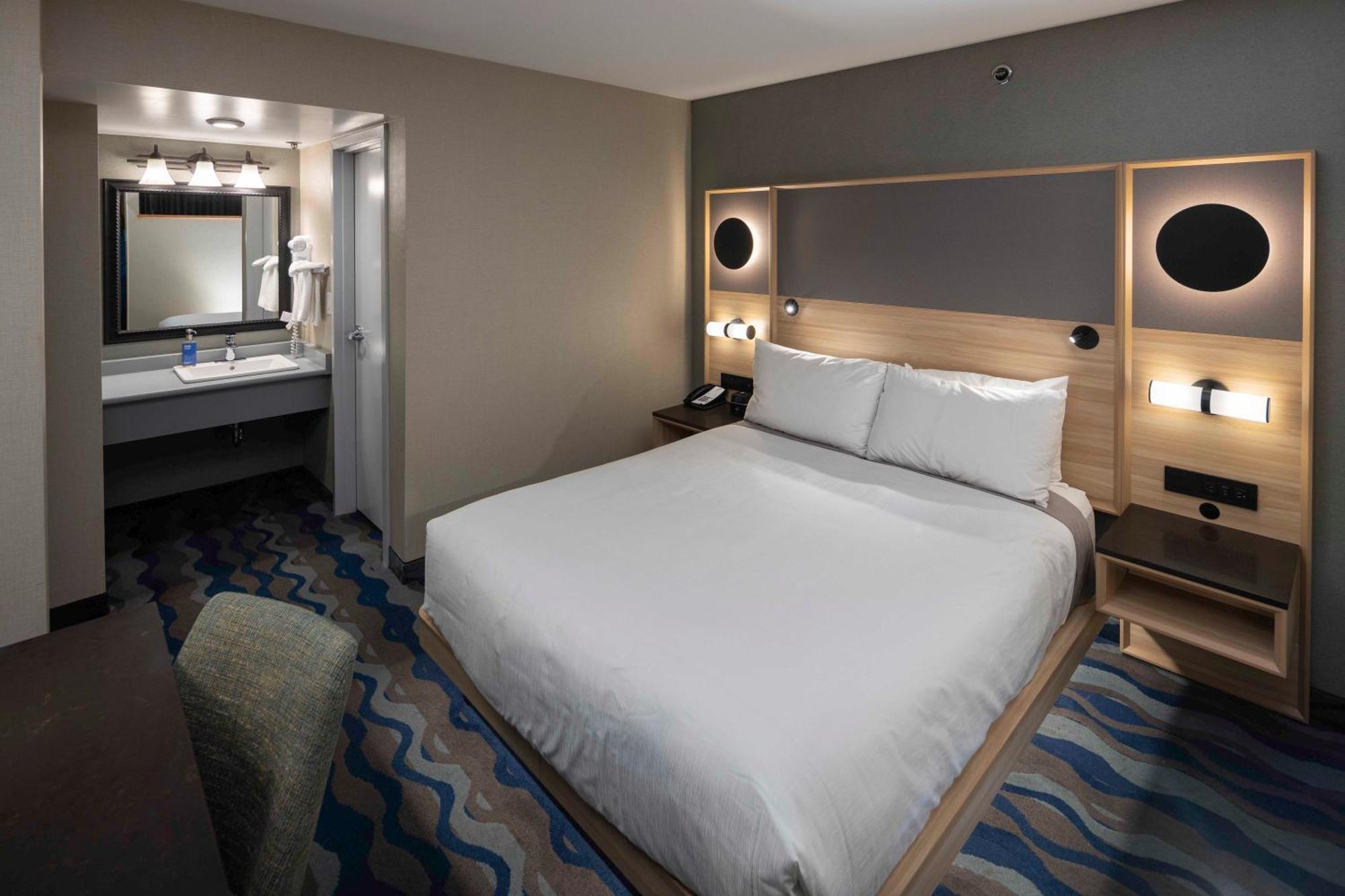 Accent Inns Kelowna Extérieur photo