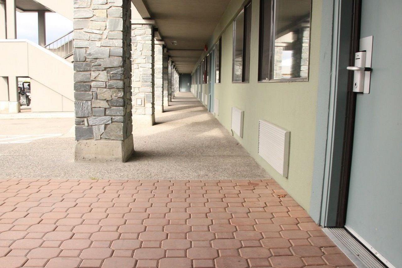 Accent Inns Kelowna Extérieur photo