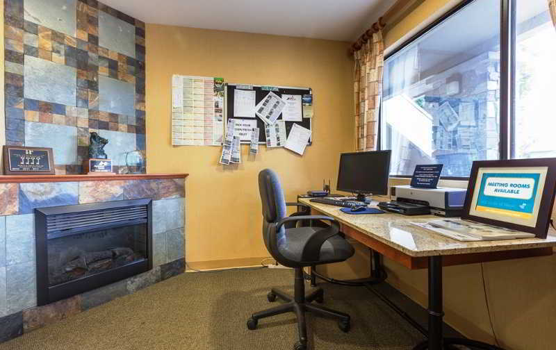 Accent Inns Kelowna Extérieur photo